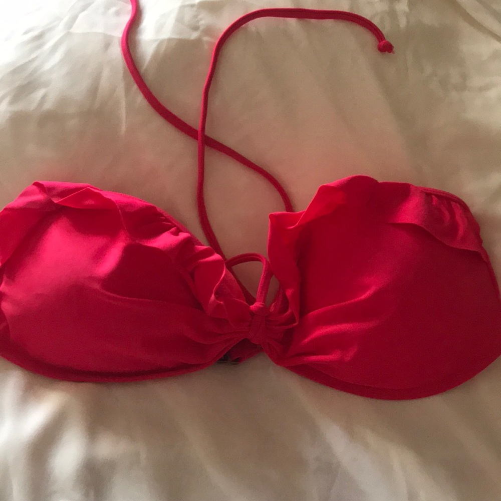 Bikinis - Picture 2 of 5